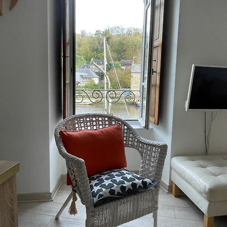Appartement Au Port Динан Екстериор снимка