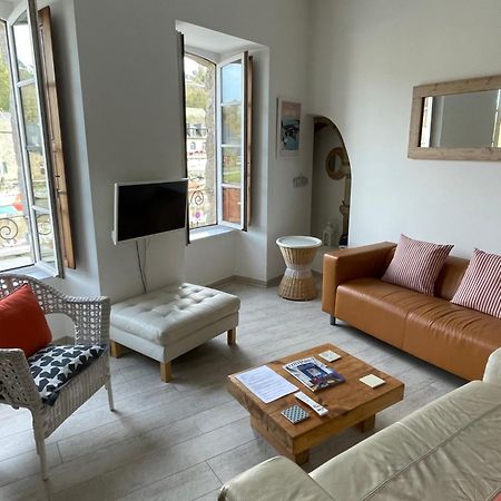 Appartement Au Port Динан Екстериор снимка