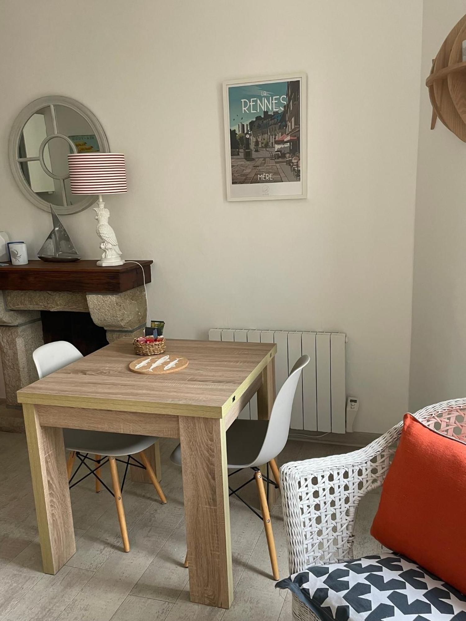 Appartement Au Port Динан Екстериор снимка