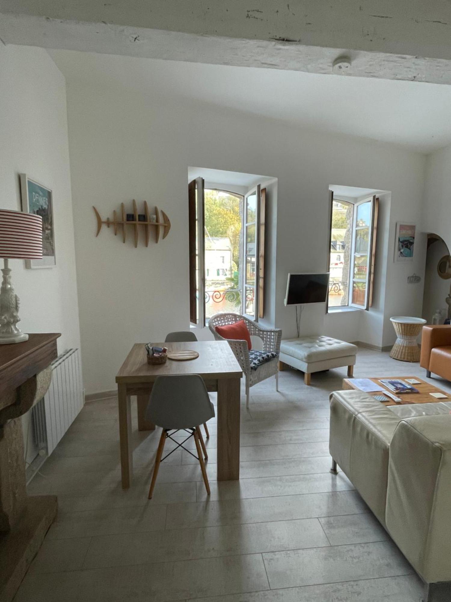 Appartement Au Port Динан Екстериор снимка