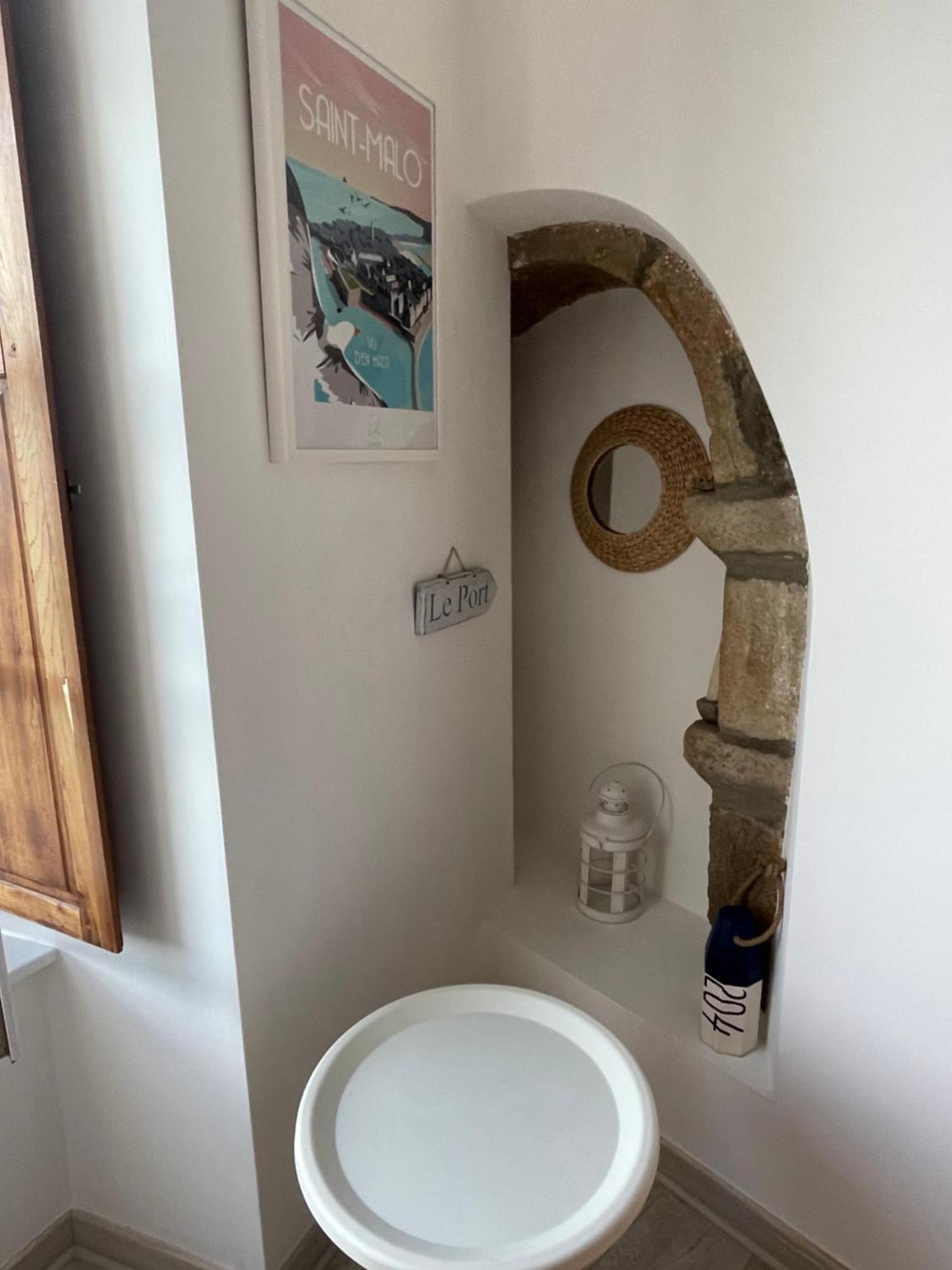 Appartement Au Port Динан Екстериор снимка