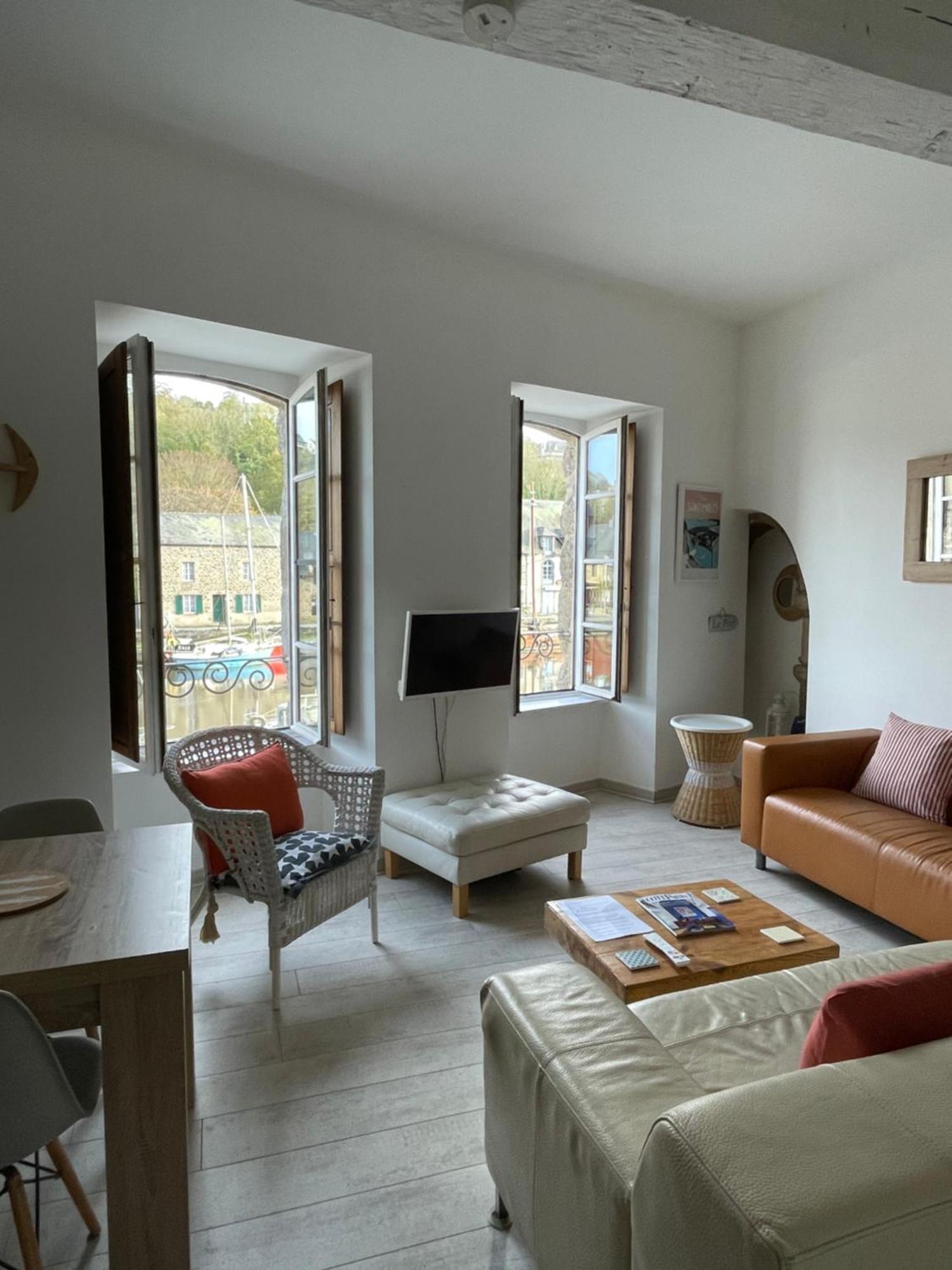Appartement Au Port Динан Екстериор снимка