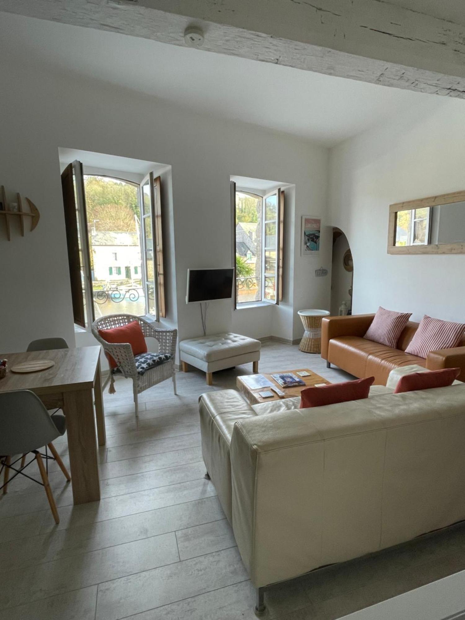 Appartement Au Port Динан Екстериор снимка